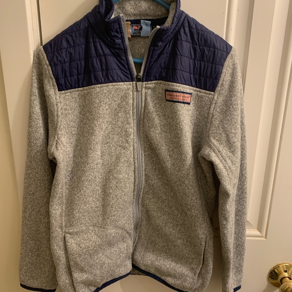 Vineyard vines zip up Boys size medium 12 to 14